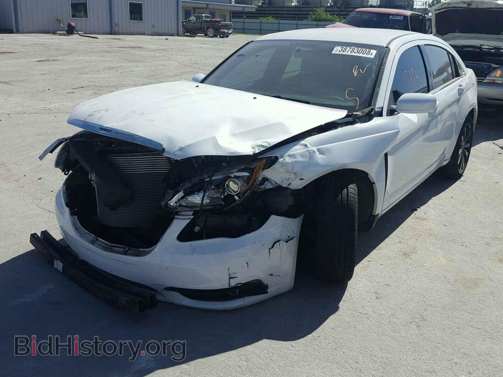 2014 CHRYSLER 200 - VIN: 1C3CCBBB8EN178400 - Фото 2