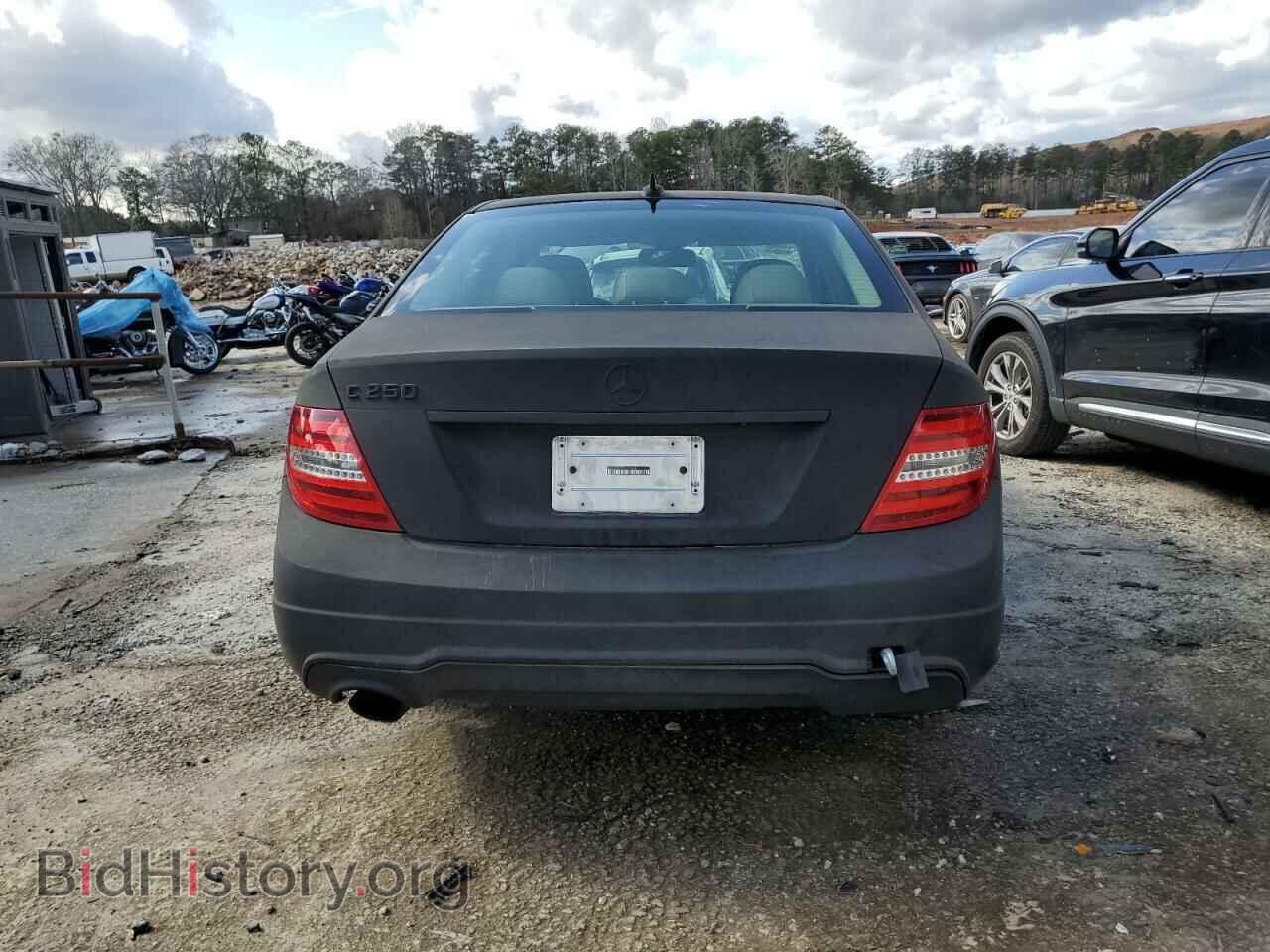 2012 MERCEDES-BENZ C-CLASS - VIN: WDDGF4HB8CA614454 - Фото 6