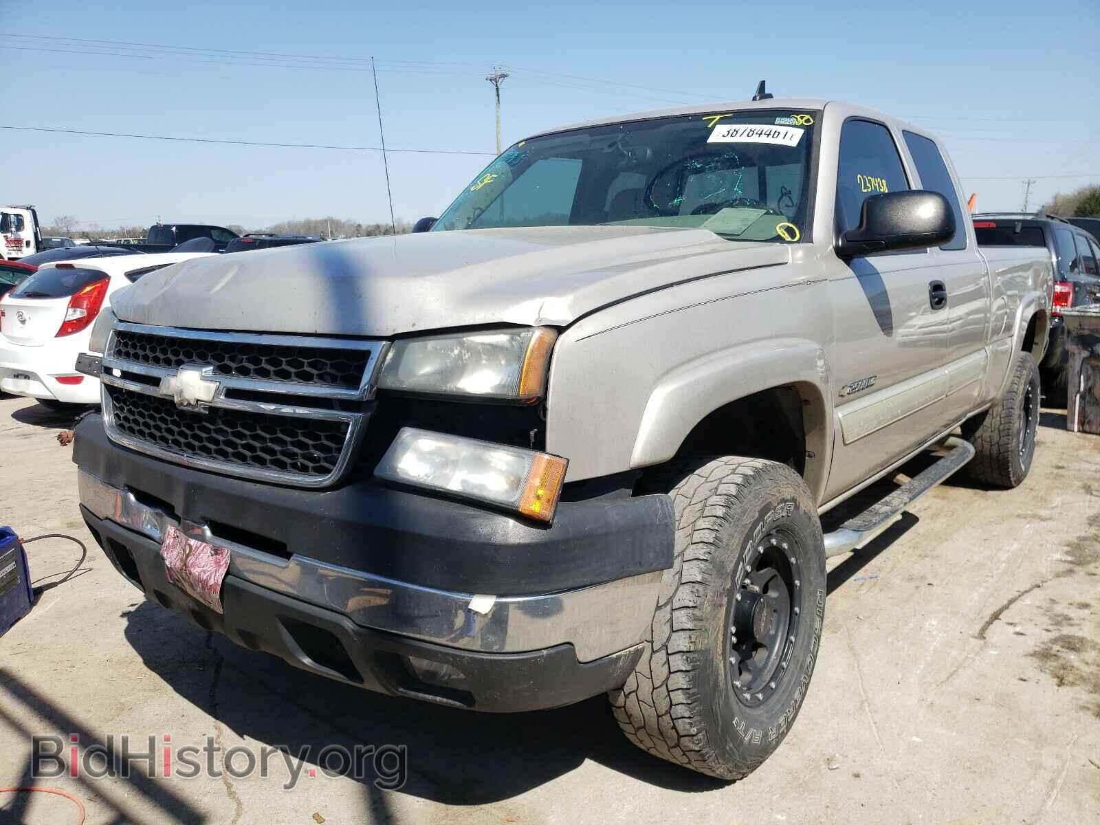2006 CHEVROLET SILVERADO - VIN: 1GCHK29U26E122305 - Фото 2