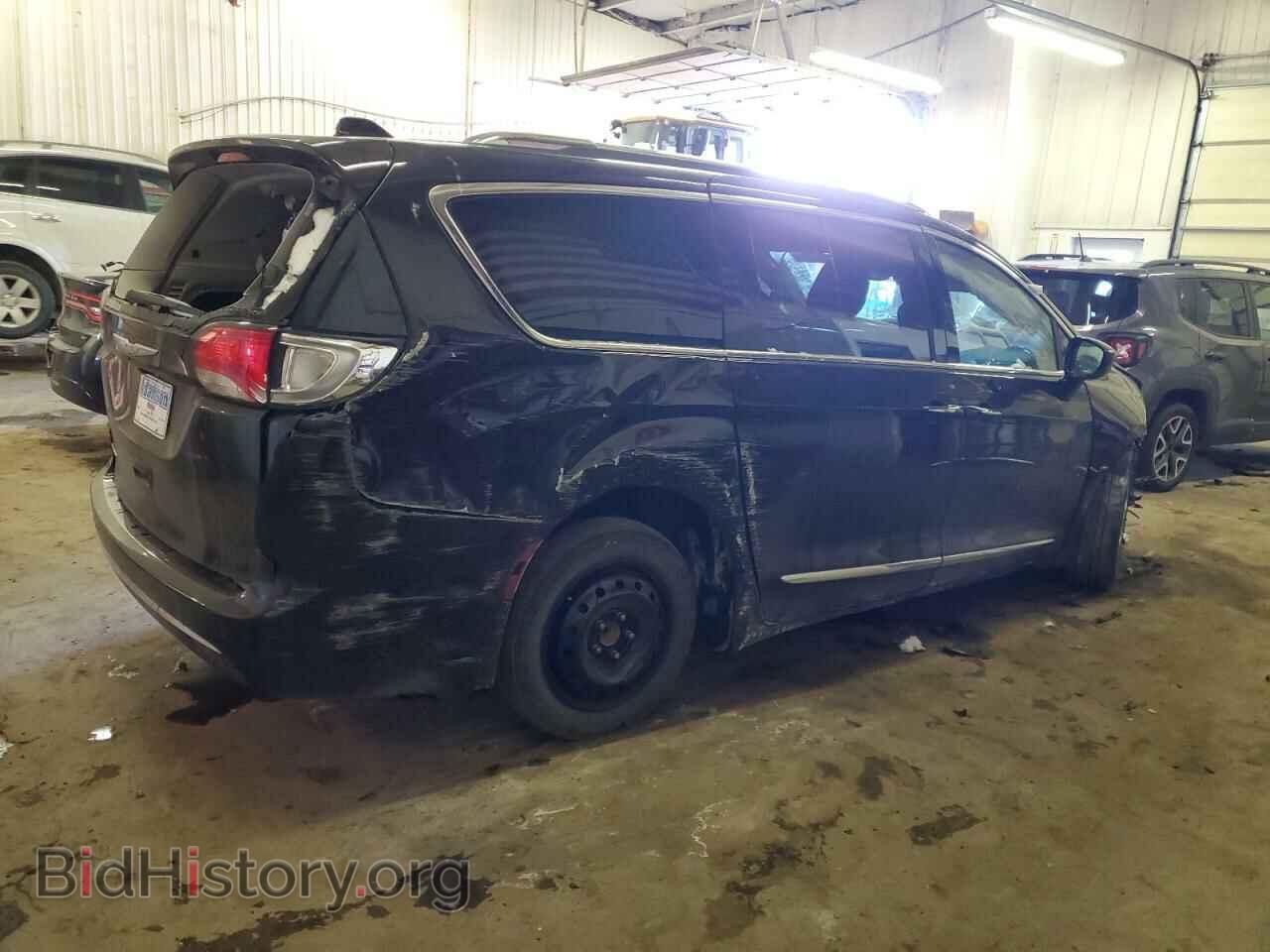 2017 CHRYSLER PACIFICA - VIN: 2C4RC1EG7HR585543 - Фото 3