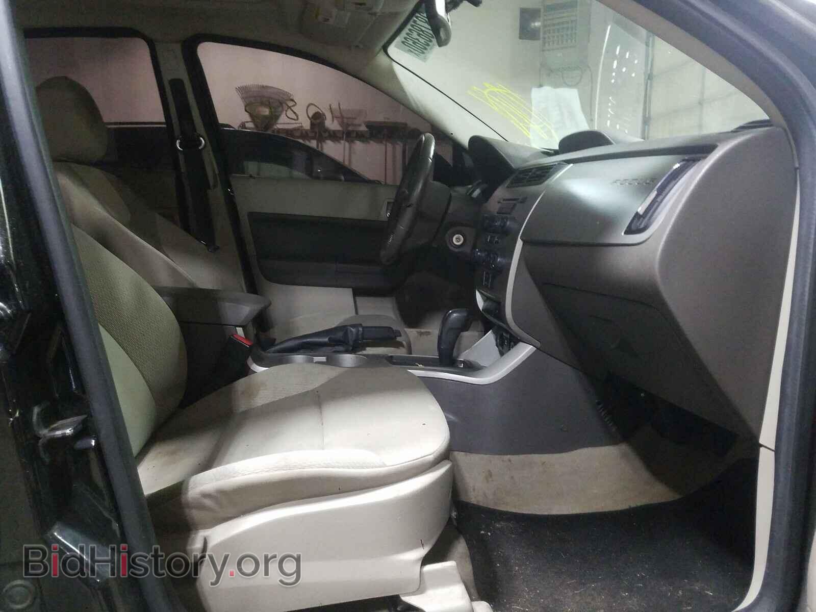 2009 FORD FOCUS - VIN: 1FAHP36N09W106581 - Фото 5