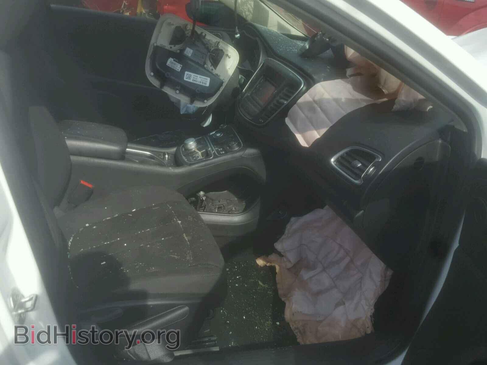 2016 CHRYSLER 200 - VIN: 1C3CCCAB0GN152187 - Photo 5
