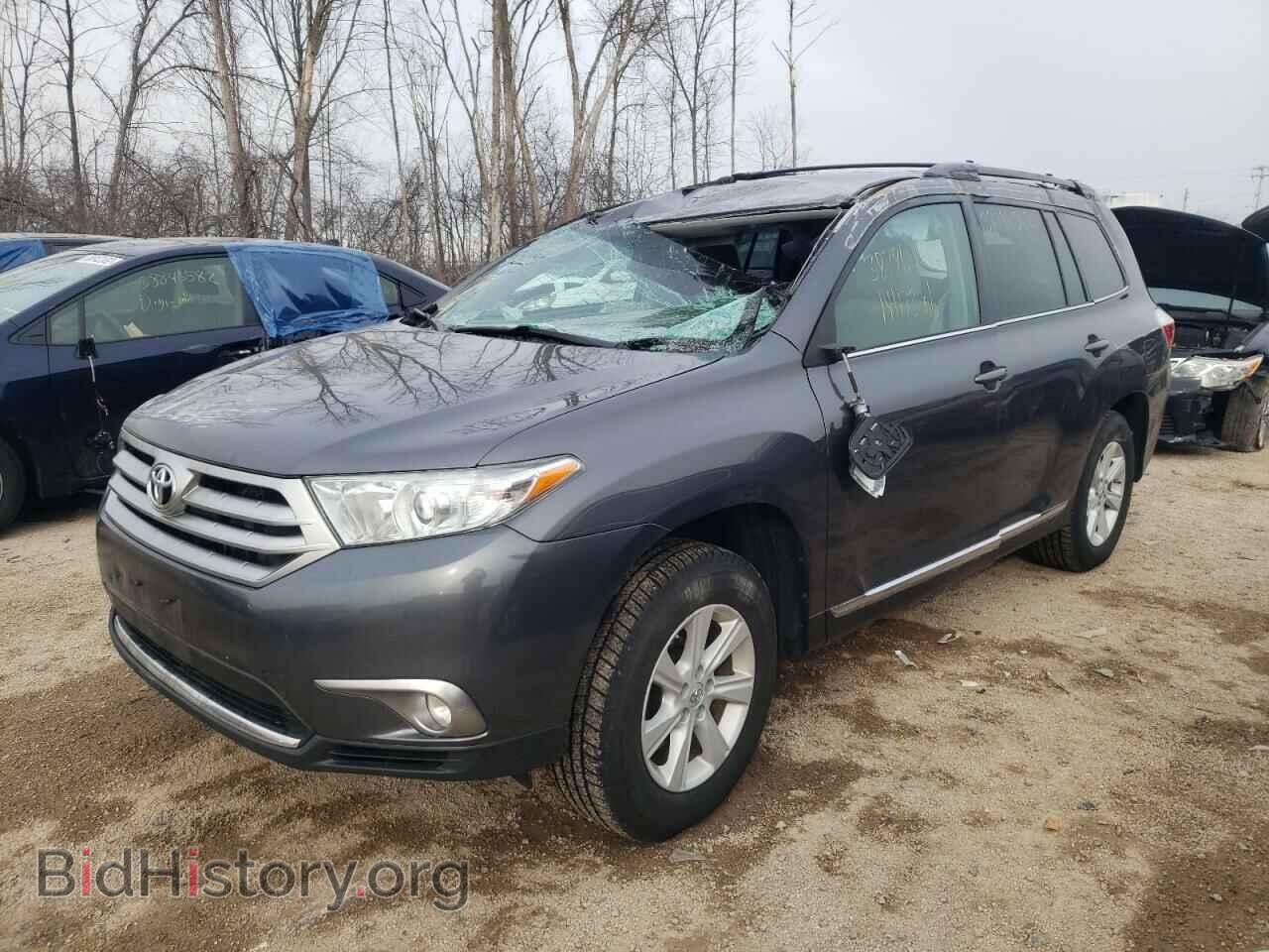 2013 TOYOTA HIGHLANDER - VIN: 5TDBK3EH8DS214014 - Фото 2