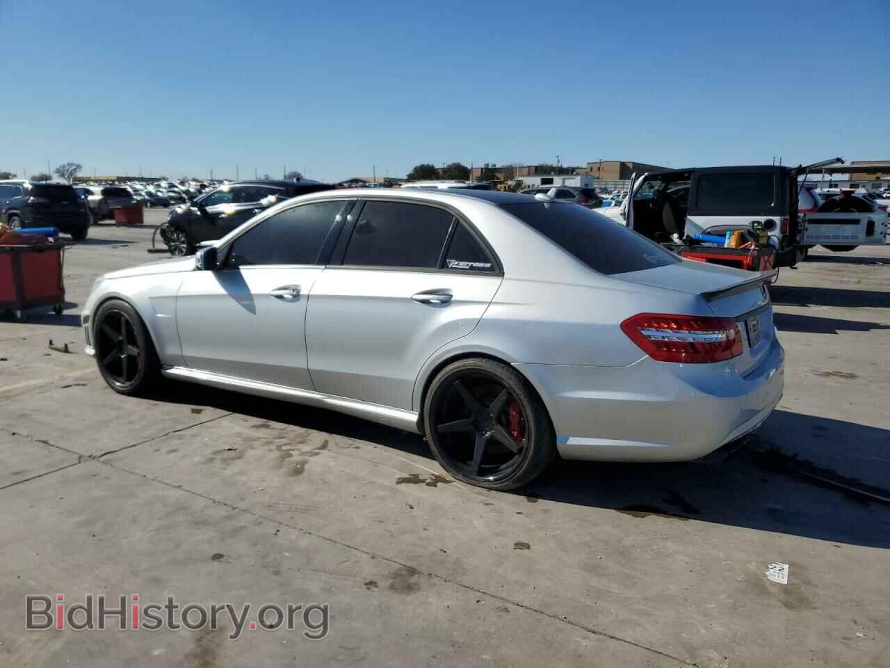 2012 MERCEDES-BENZ E-CLASS - VIN: WDDHF7EB4CA600979 - Фото 2