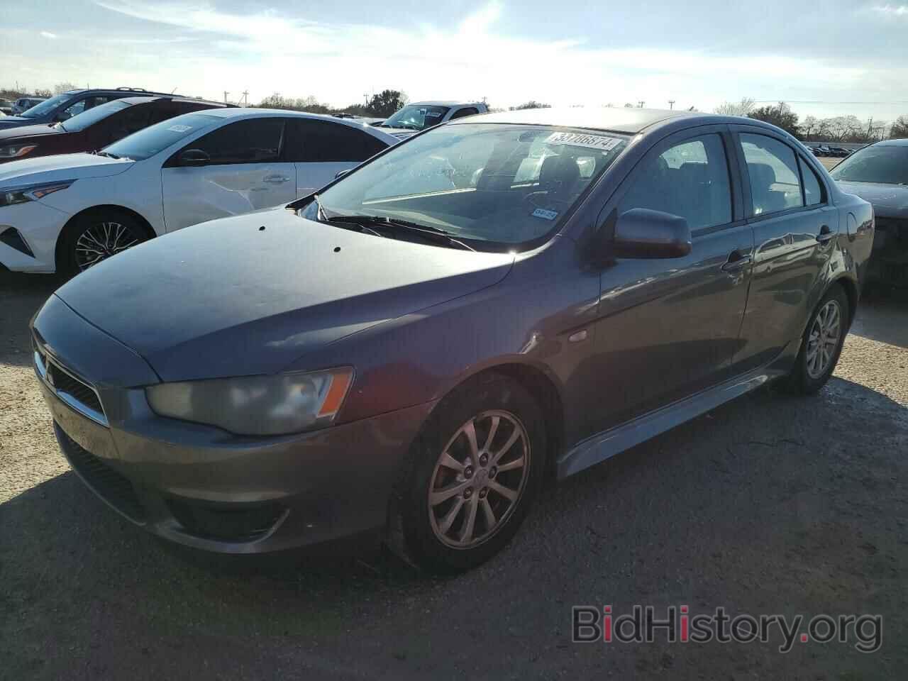 Photo JA32U2FU5BU030141 - MITSUBISHI LANCER 2011