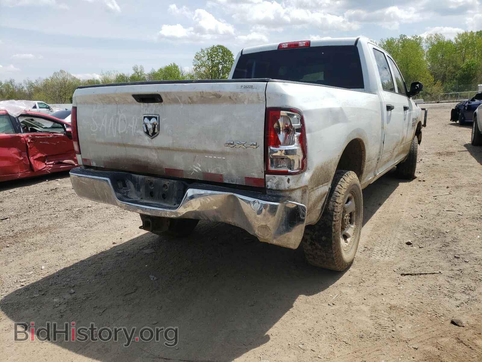 2013 RAM 2500 - VIN: 3C6UR5CL2DG526228 - Photo 4