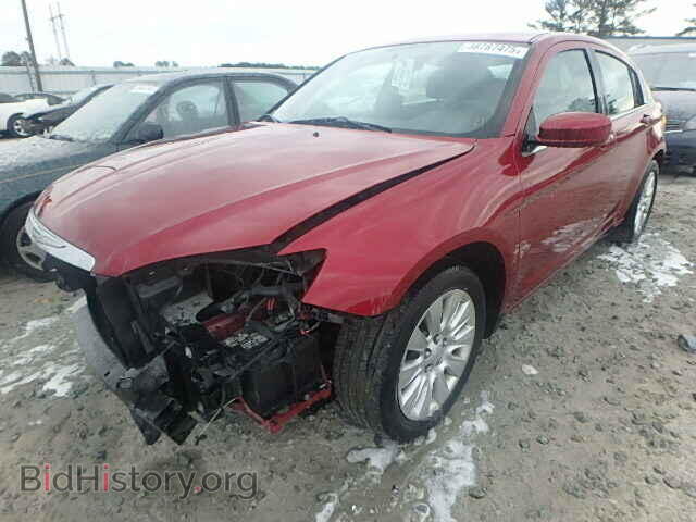 2013 CHRYSLER 200 - VIN: 1C3CCBAB4DN641035 - Фото 2