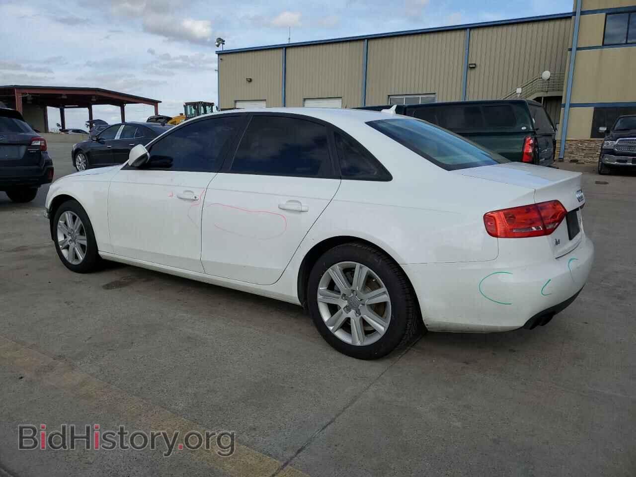 2011 AUDI A4 - VIN: WAUAFAFL5BN027854 - Фото 2