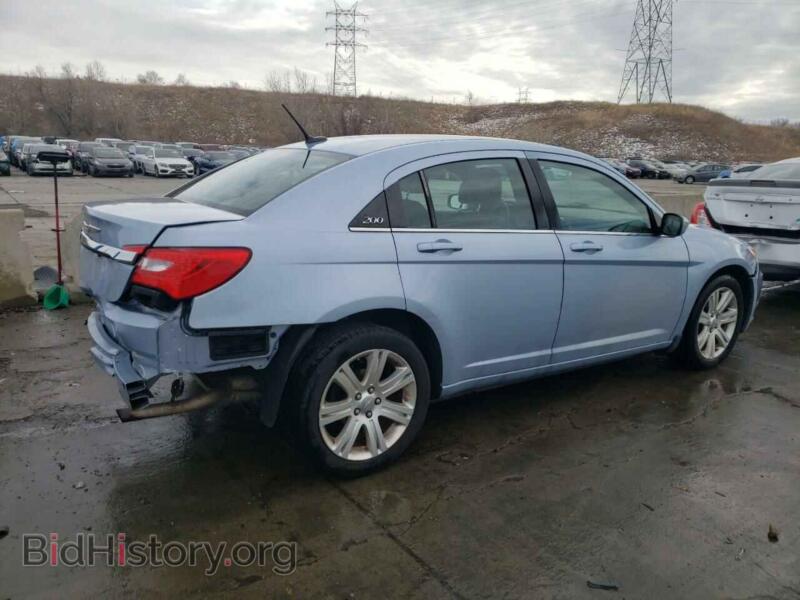 2013 Chrysler 200 (VIN 1C3CCBAB6DN670181) — photo 3 of 12