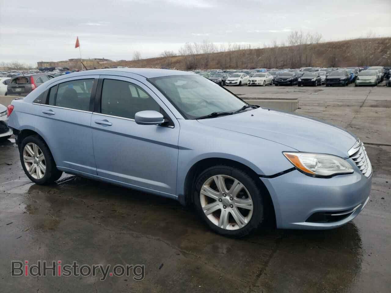 2013 CHRYSLER 200 - VIN: 1C3CCBAB6DN670181 - Фото 4