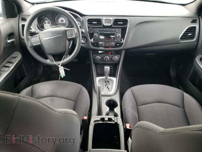 2013 Chrysler 200 (VIN 1C3CCBAB6DN670181) — photo 8 of 12