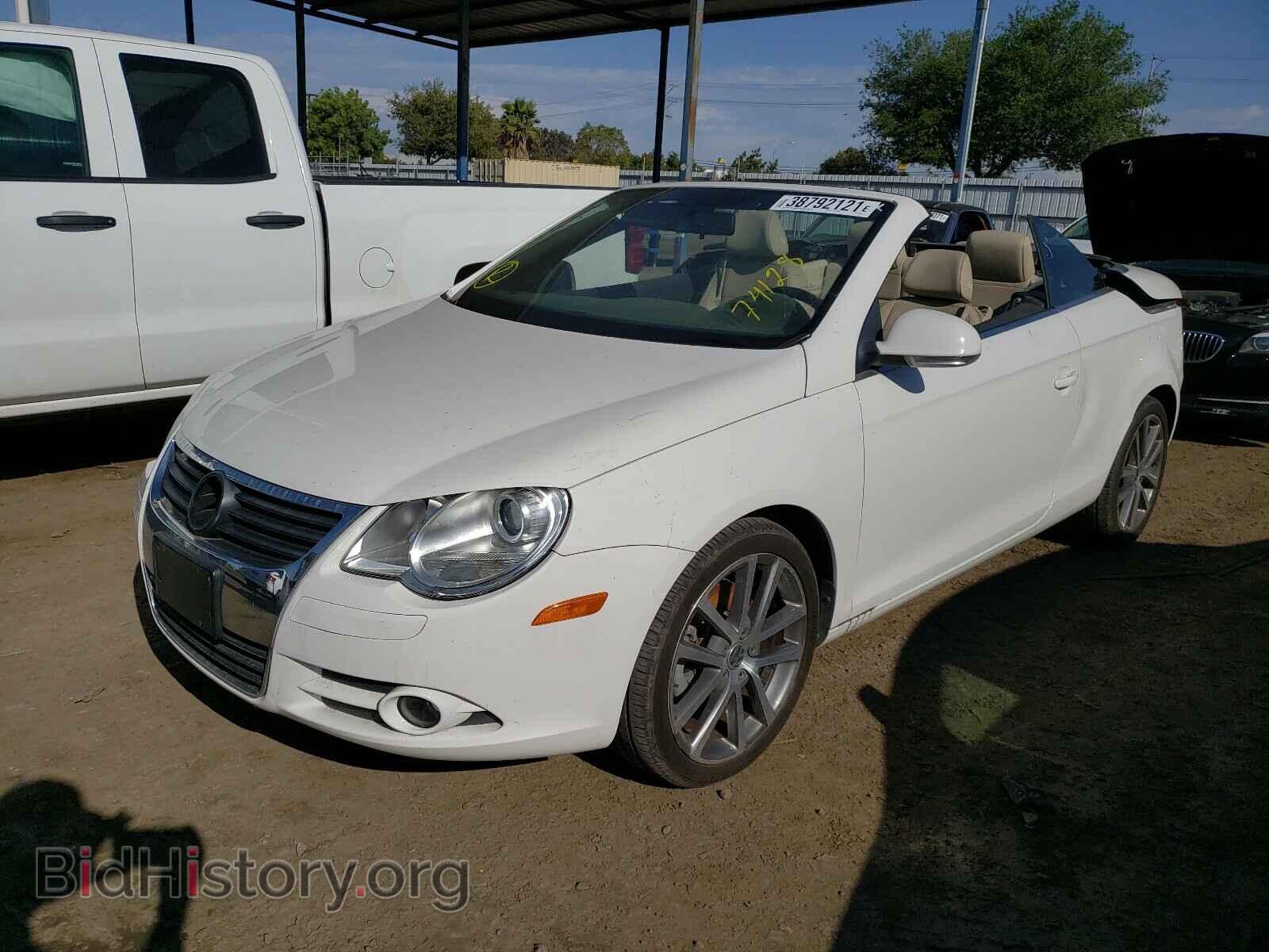 2008 VOLKSWAGEN EOS - VIN: WVWBA71F58V006330 - Фото 2
