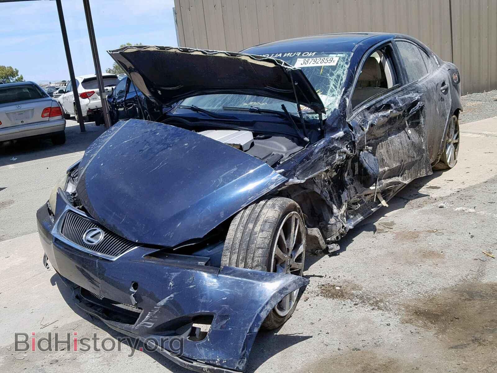 2006 LEXUS IS - VIN: JTHBE262162000406 - Photo 2