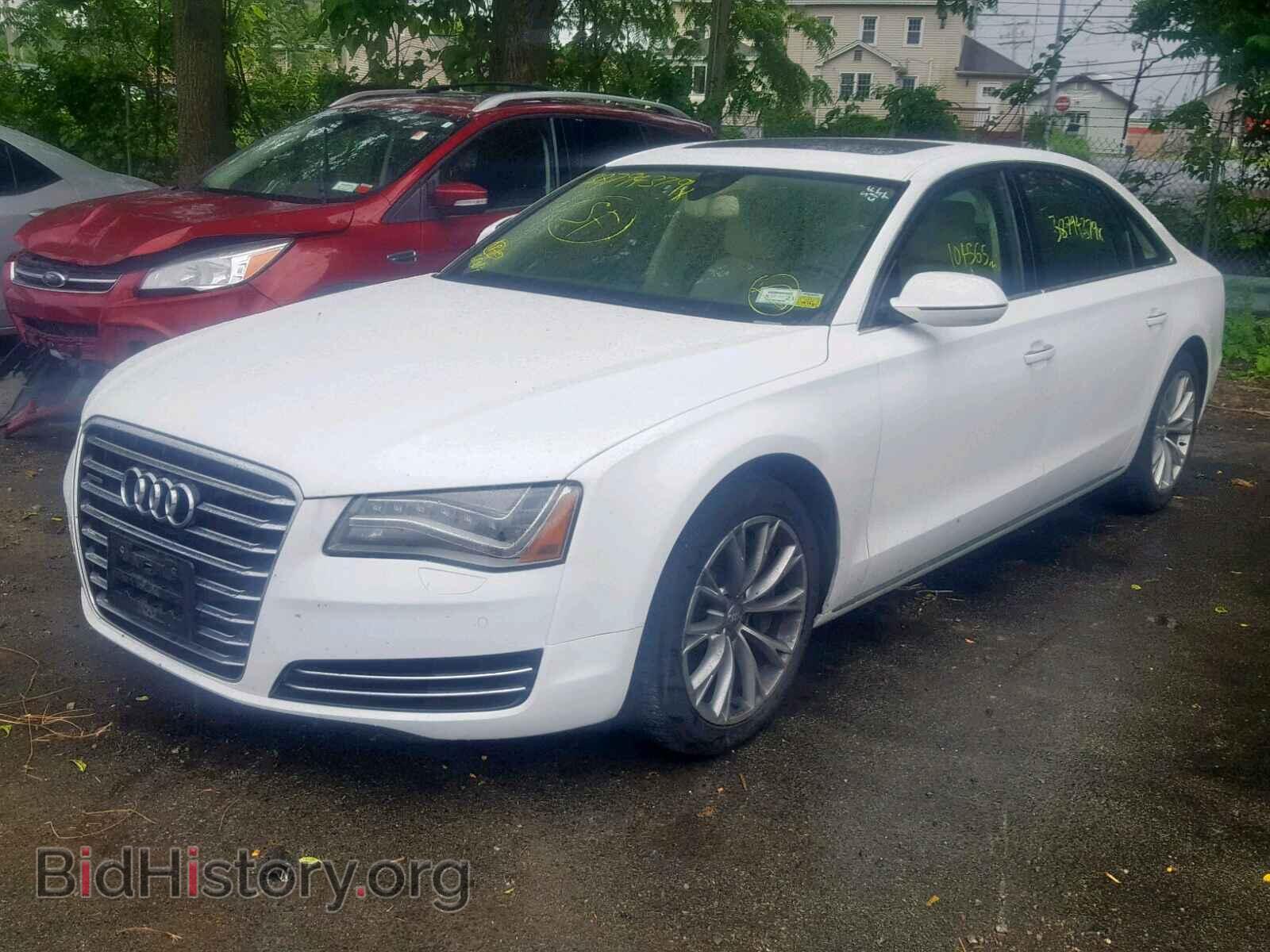 2011 AUDI A8 - VIN: WAURVAFD8BN005779 - Фото 2