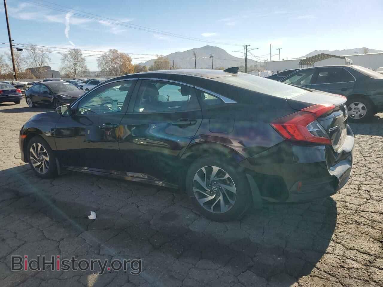 2017 HONDA CIVIC - VIN: 2HGFC2F77HH541203 - Photo 2