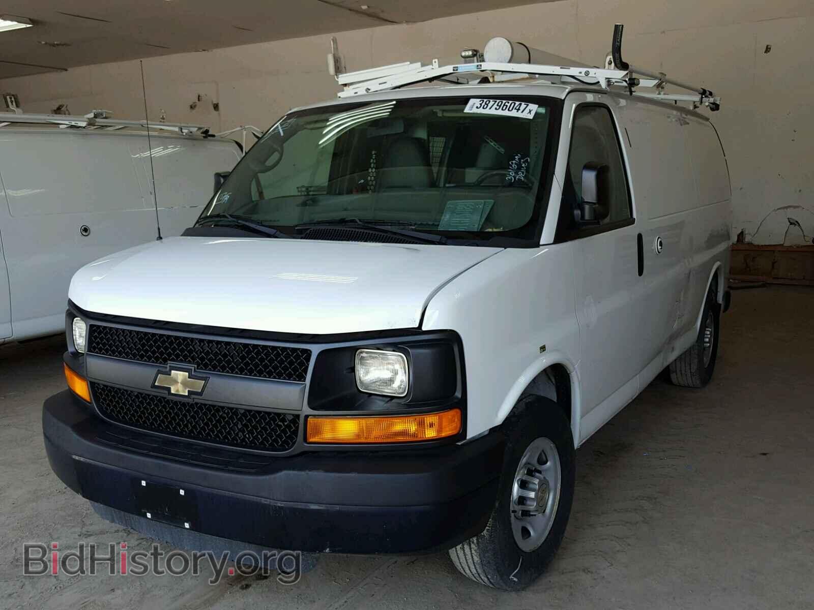 2013 CHEVROLET EXPRESS - VIN: 1GCWGFCB2D1902171 - Фото 2