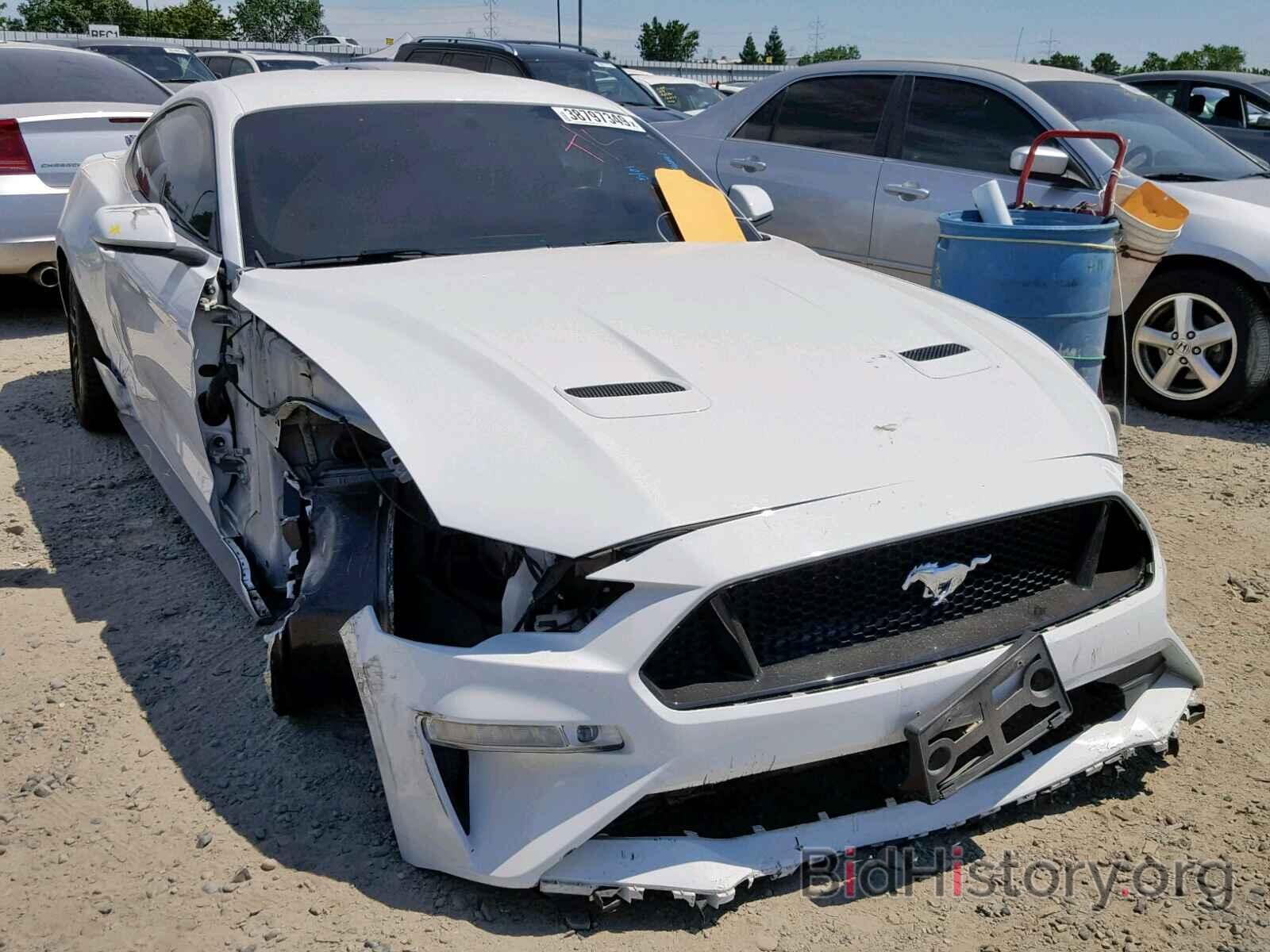 Photo 1FA6P8CF2J5129386 - FORD MUSTANG GT 2018