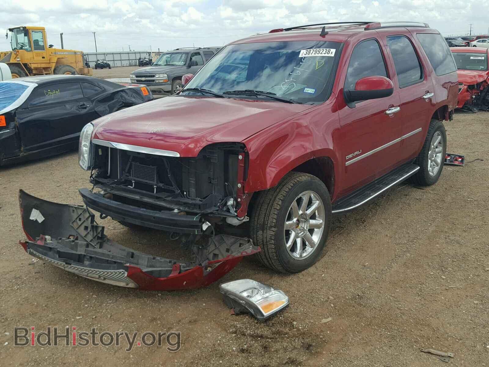 2013 GMC YUKON - VIN: 1GKS2EEF9DR312322 - Фото 2