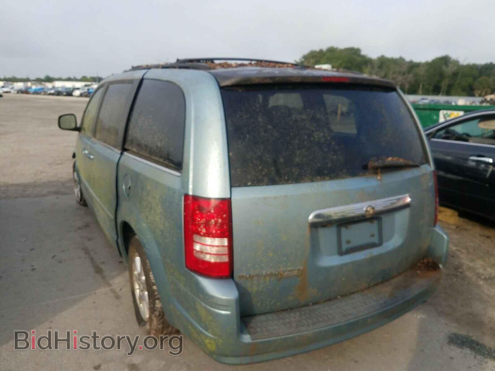 2008 CHRYSLER MINIVAN - VIN: 2A8HR54PX8R828645 - Фото 3