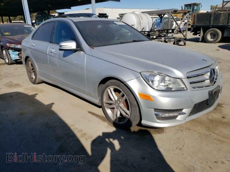 2013 Mercedes-Benz C-CLASS (VIN WDDGF4HB9DA852458) — фото 4 из 12