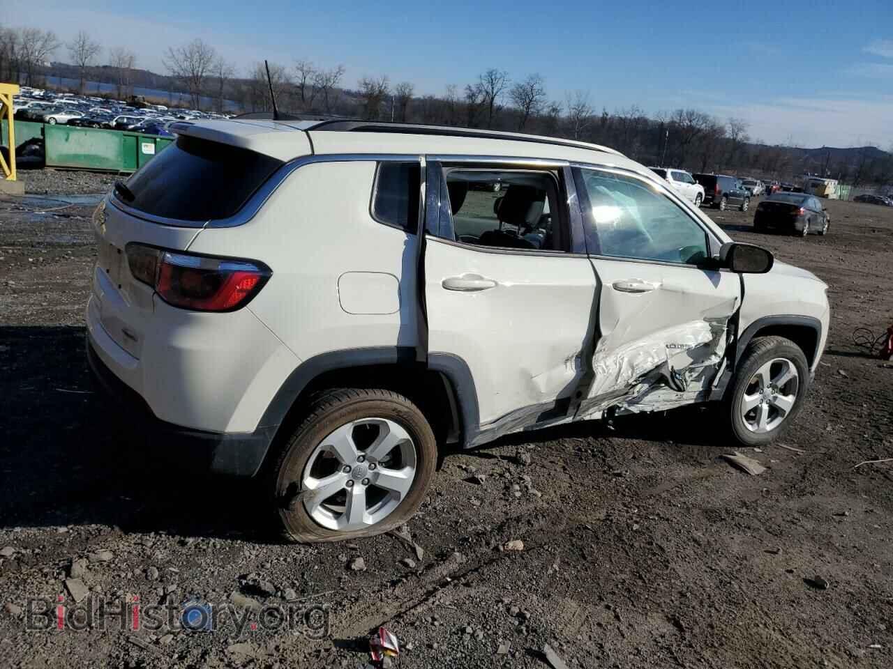 2018 JEEP COMPASS - VIN: 3C4NJDBB0JT348961 - Фото 3