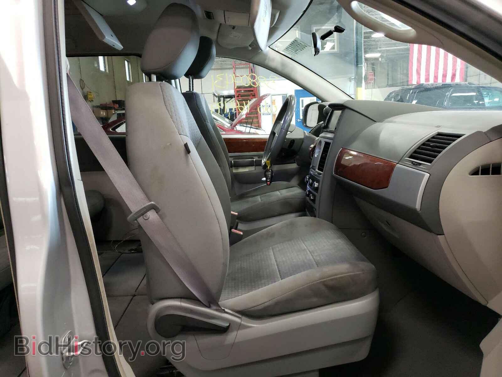 2009 CHRYSLER MINIVAN - VIN: 2A8HR54159R573514 - Фото 5