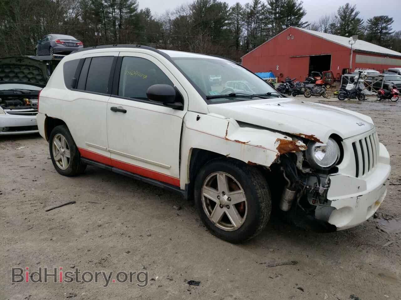2009 JEEP COMPASS - VIN: 1J4FF47B99D120371 - Photo 4