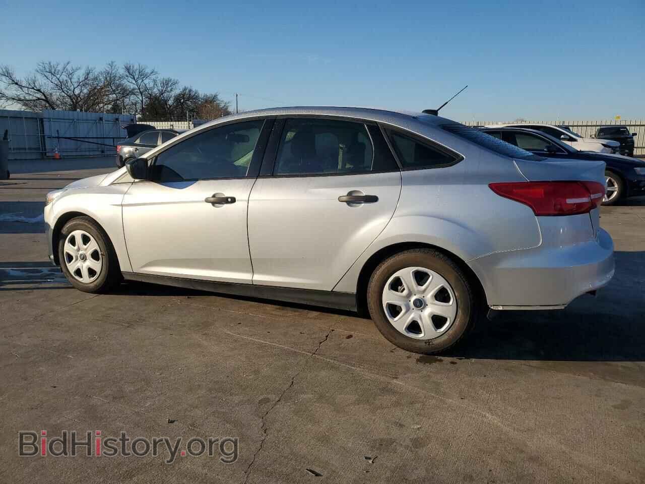 2017 FORD FOCUS - VIN: 1FADP3E25HL244221 - Фото 2