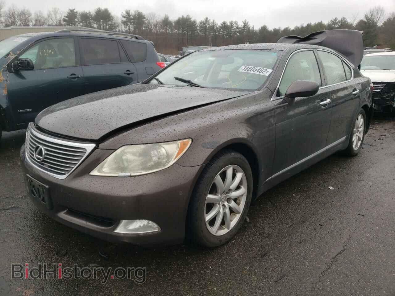 2008 LEXUS LS460 - VIN: JTHBL46F385082810 - Фото 2