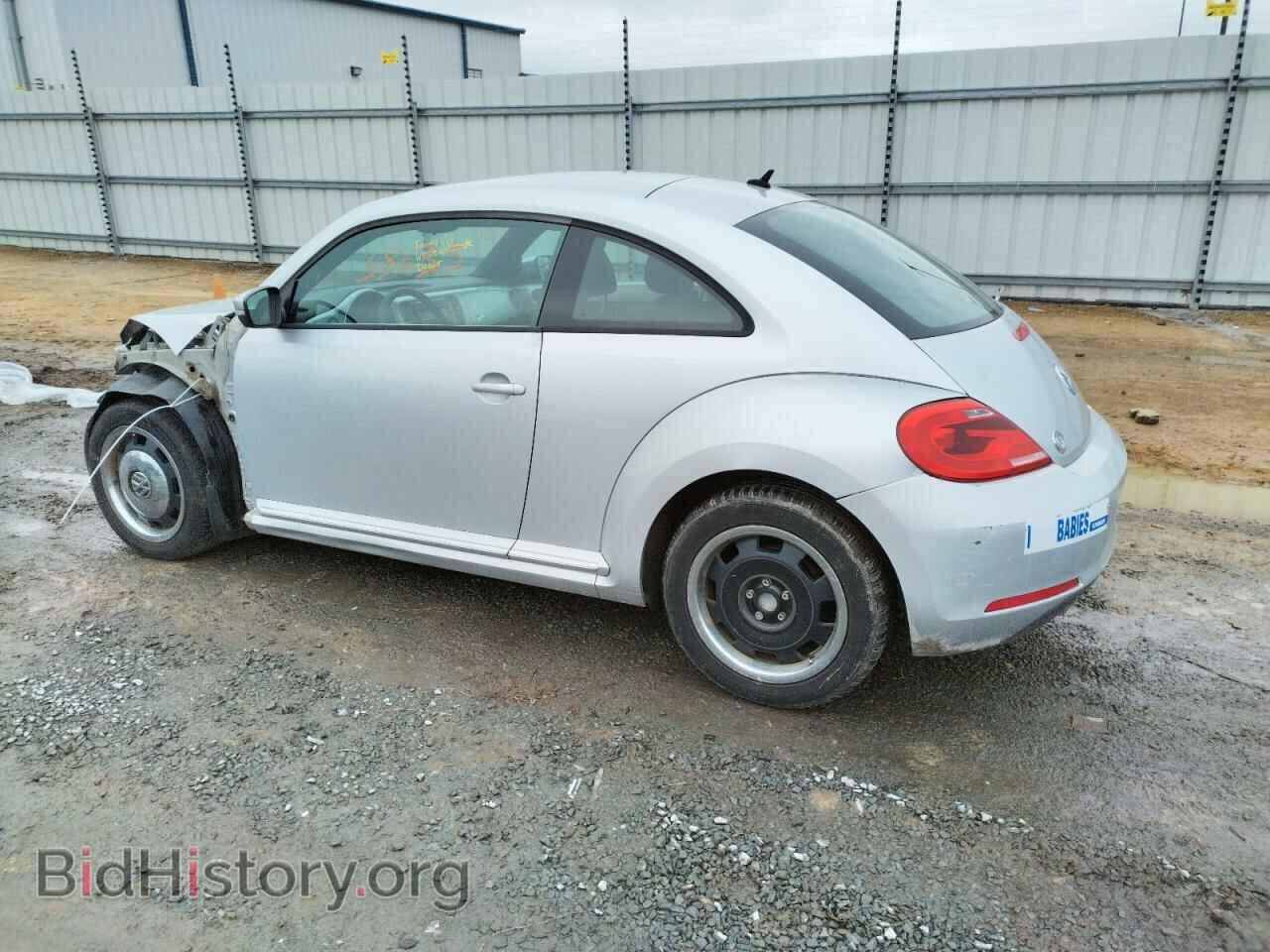 2012 VOLKSWAGEN BEETLE - VIN: 3VWJP7AT3CM618056 - Фото 2