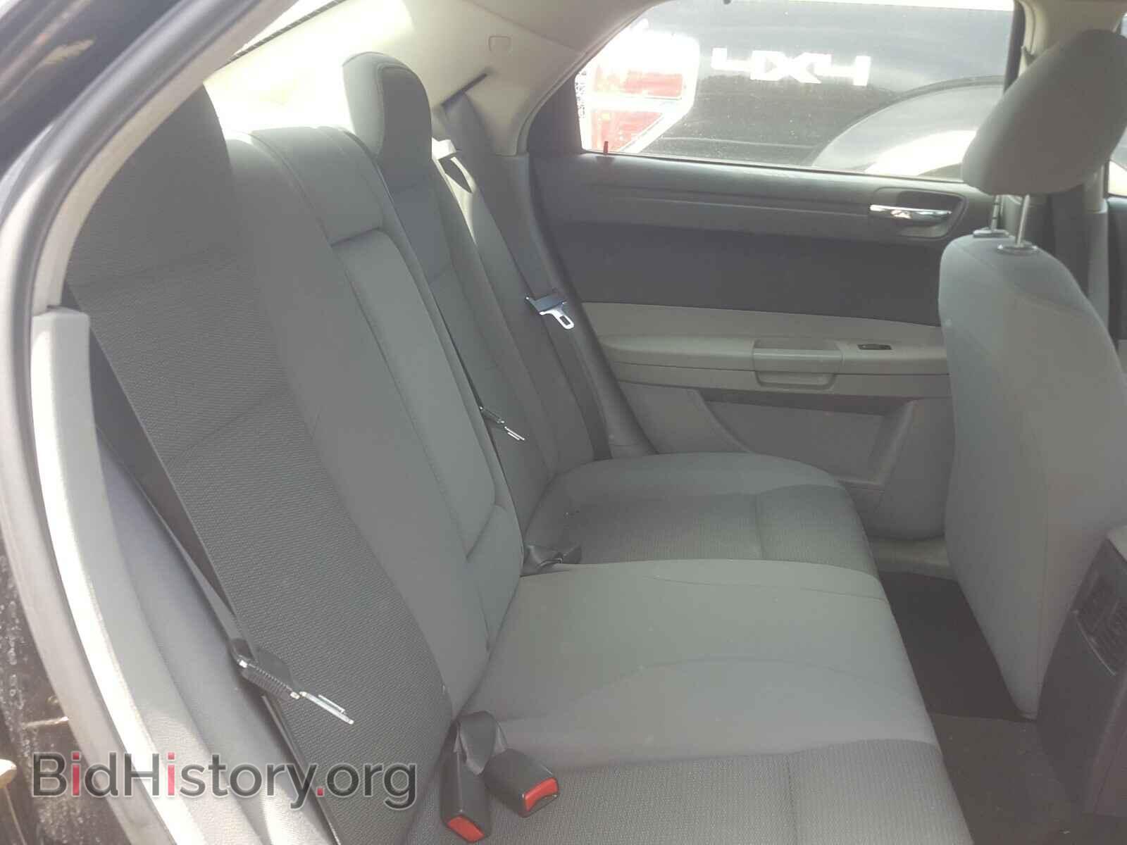 2006 CHRYSLER 300 - VIN: 2C3LA43R56H460923 - Фото 6