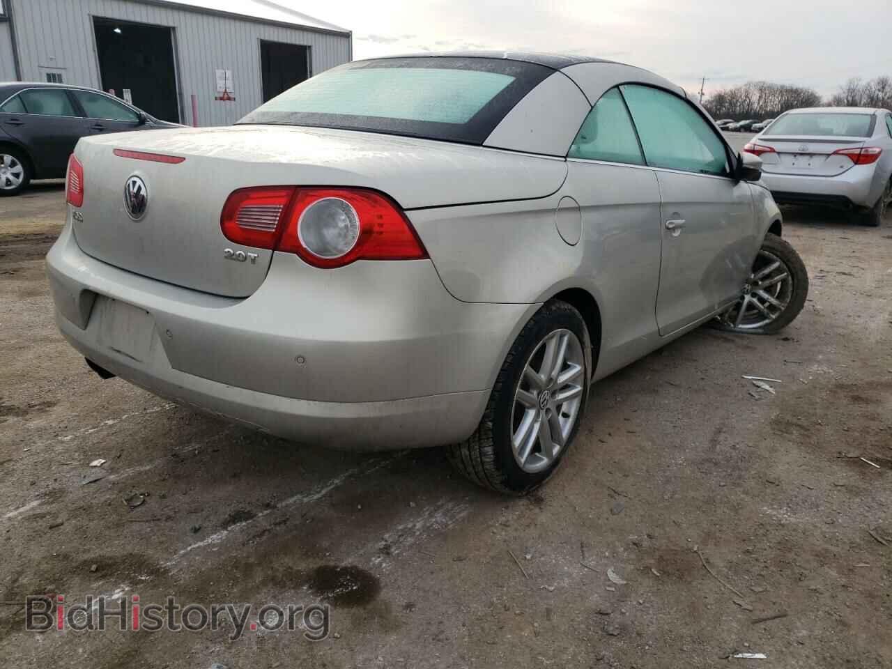 2009 VOLKSWAGEN EOS - VIN: WVWFA71FX9V013499 - Фото 4
