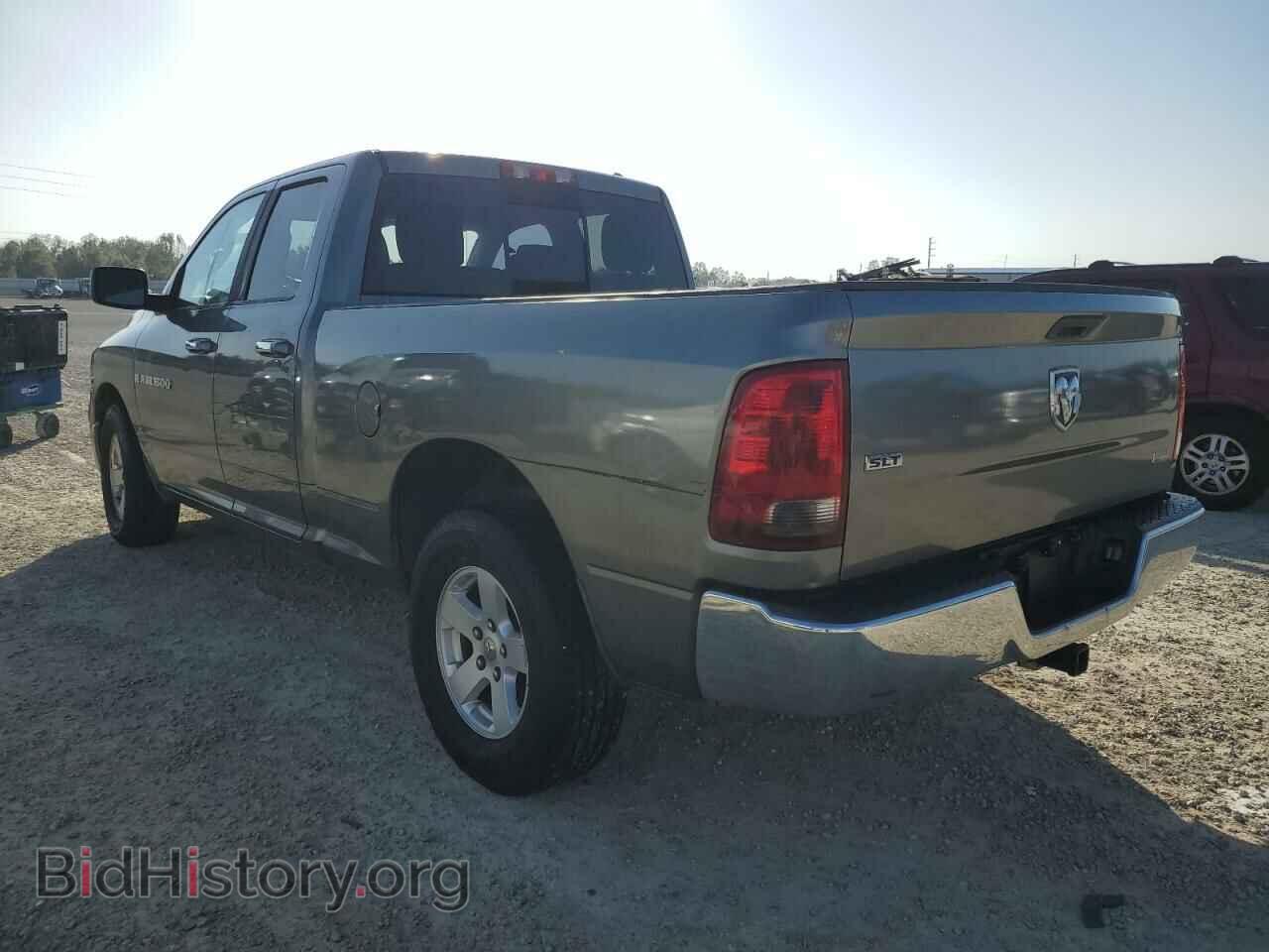 2011 DODGE RAM 1500 - VIN: 1D7RB1GP2BS703073 - Фото 2