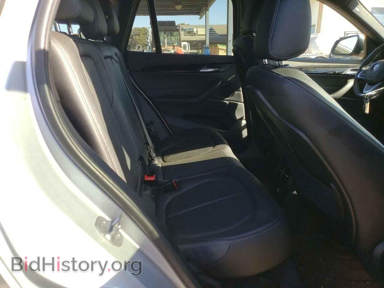 2017 BMW X1 - VIN: WBXHT3C36H5F76326 - Фото 10