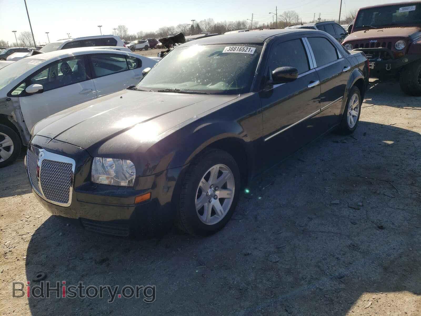 2007 CHRYSLER 300 - VIN: 2C3LA43R37H807084 - Фото 2