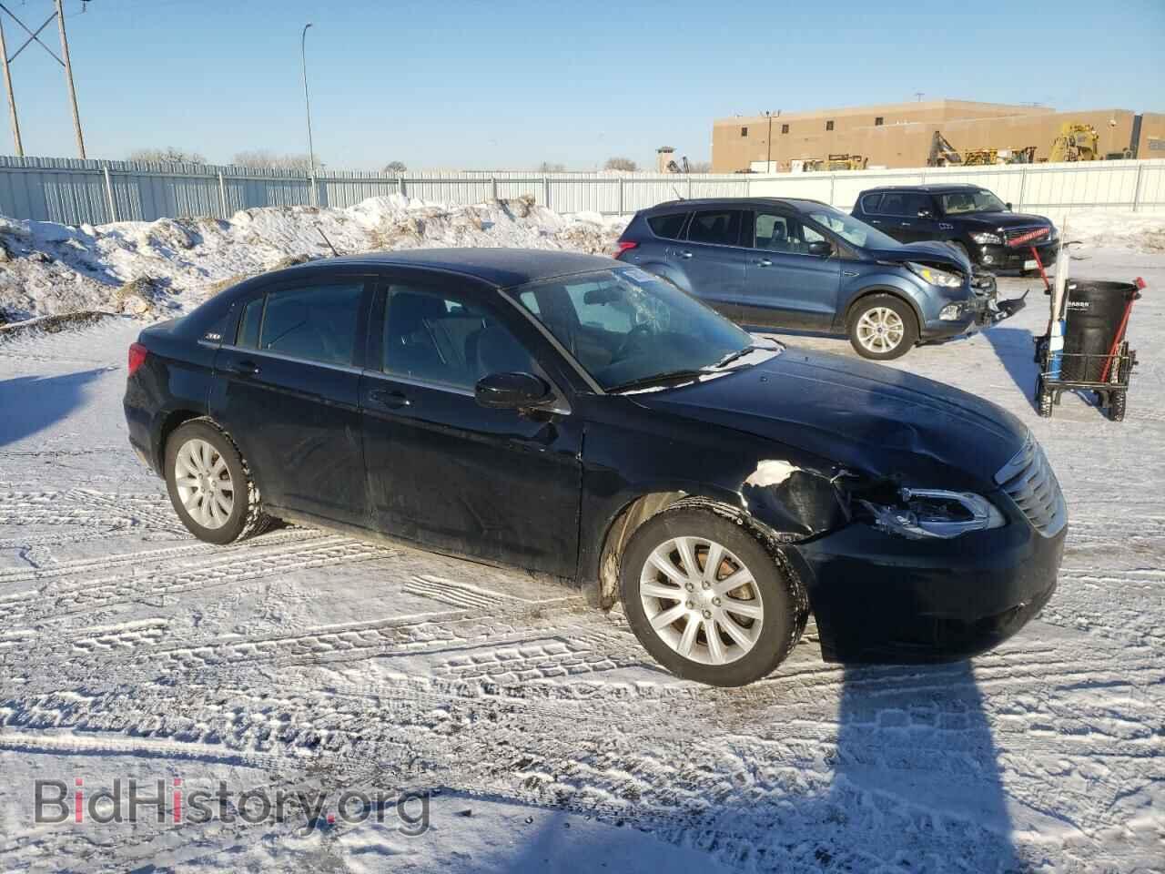 2013 CHRYSLER 200 - VIN: 1C3CCBBG0DN527916 - Фото 4
