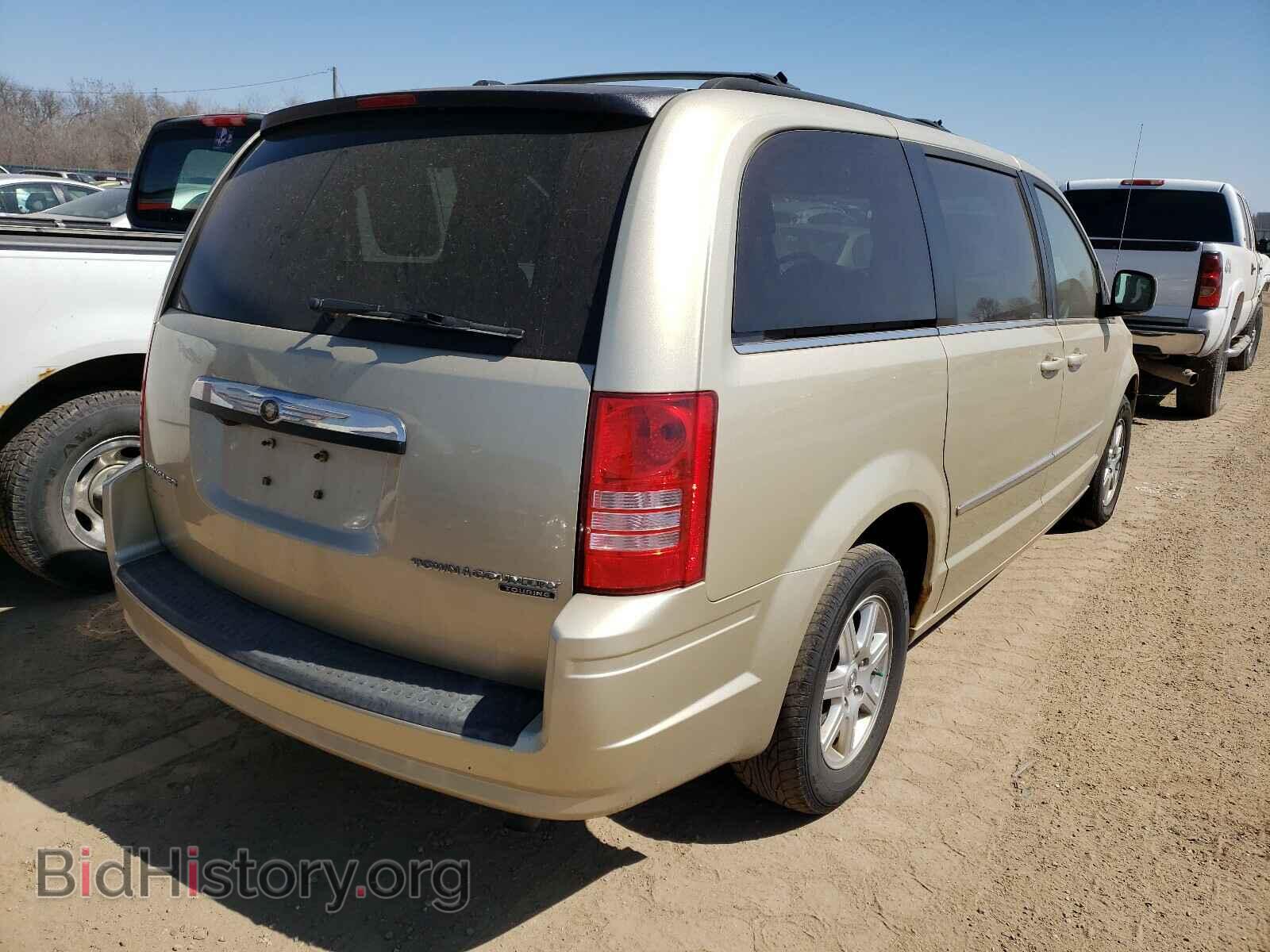 2010 CHRYSLER MINIVAN - VIN: 2A4RR8D14AR422448 - Фото 4