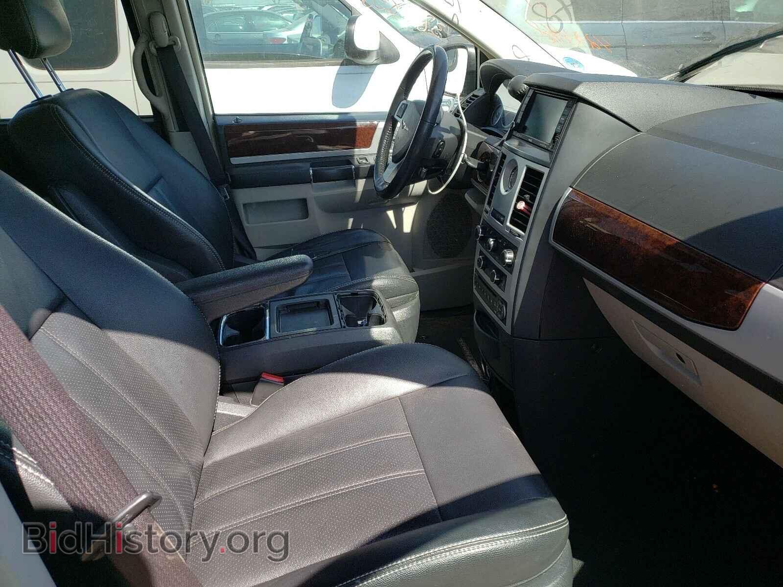 2010 CHRYSLER MINIVAN - VIN: 2A4RR8D14AR422448 - Фото 5