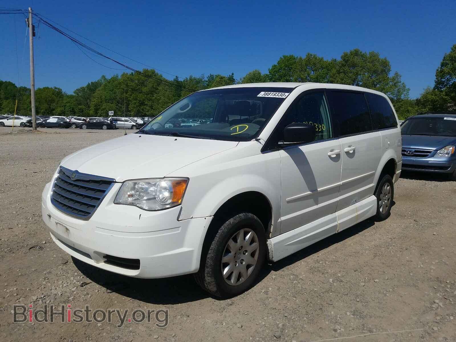 2010 CHRYSLER MINIVAN - VIN: 2A4RR4DE5AR103989 - Фото 2