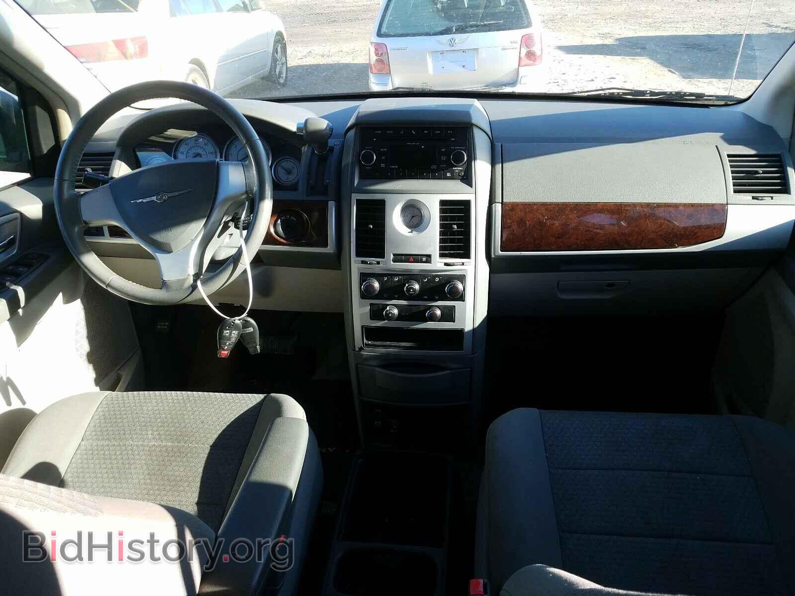 2010 CHRYSLER MINIVAN - VIN: 2A4RR5D19AR198124 - Фото 9