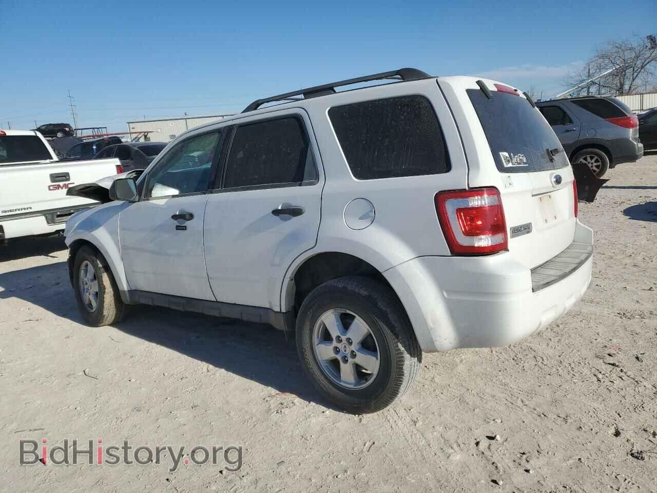 2009 FORD ESCAPE - VIN: 1FMCU037X9KA60357 - Фото 2