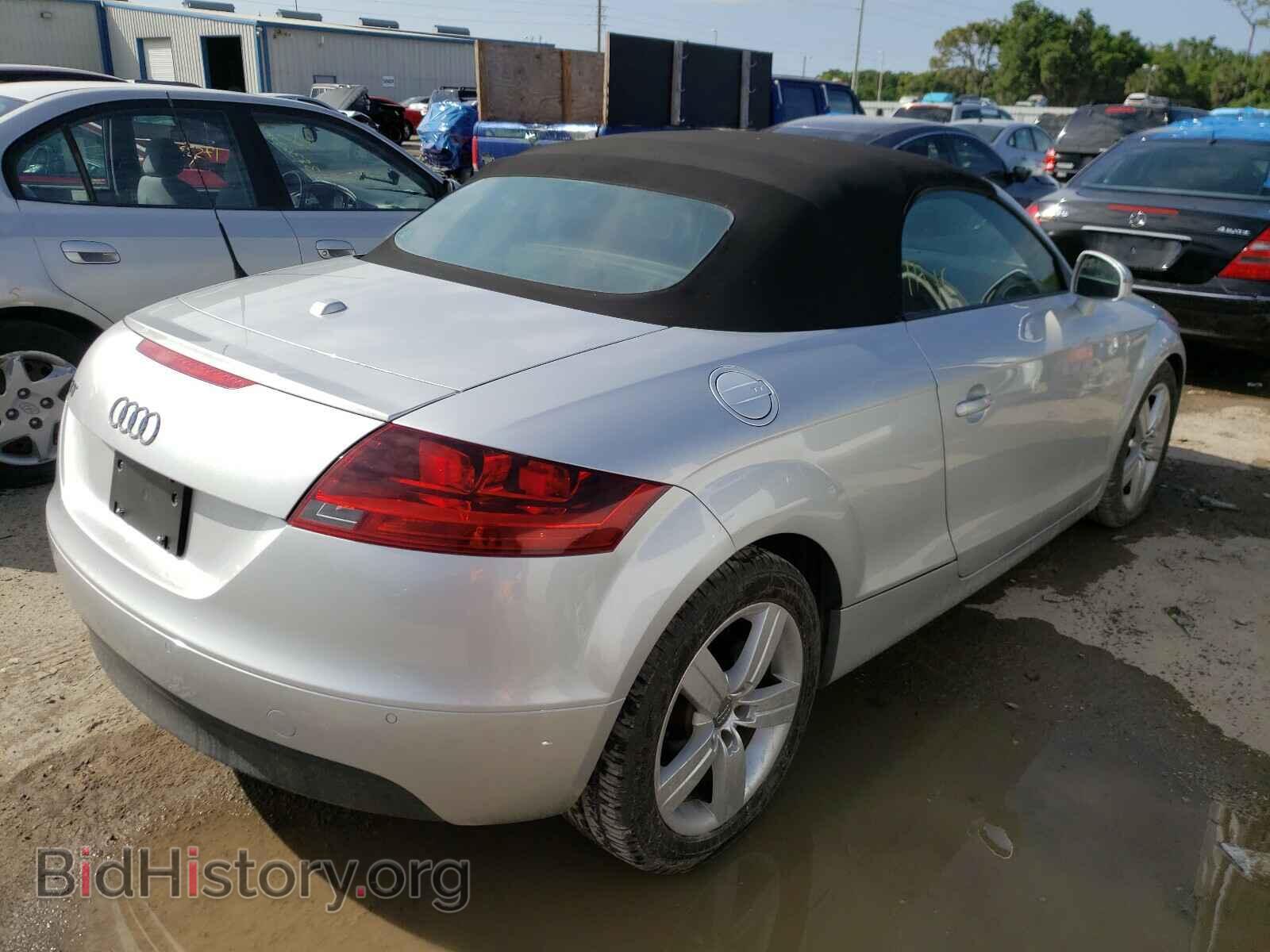 2008 AUDI TT - VIN: TRUMF38J581005866 - Фото 4