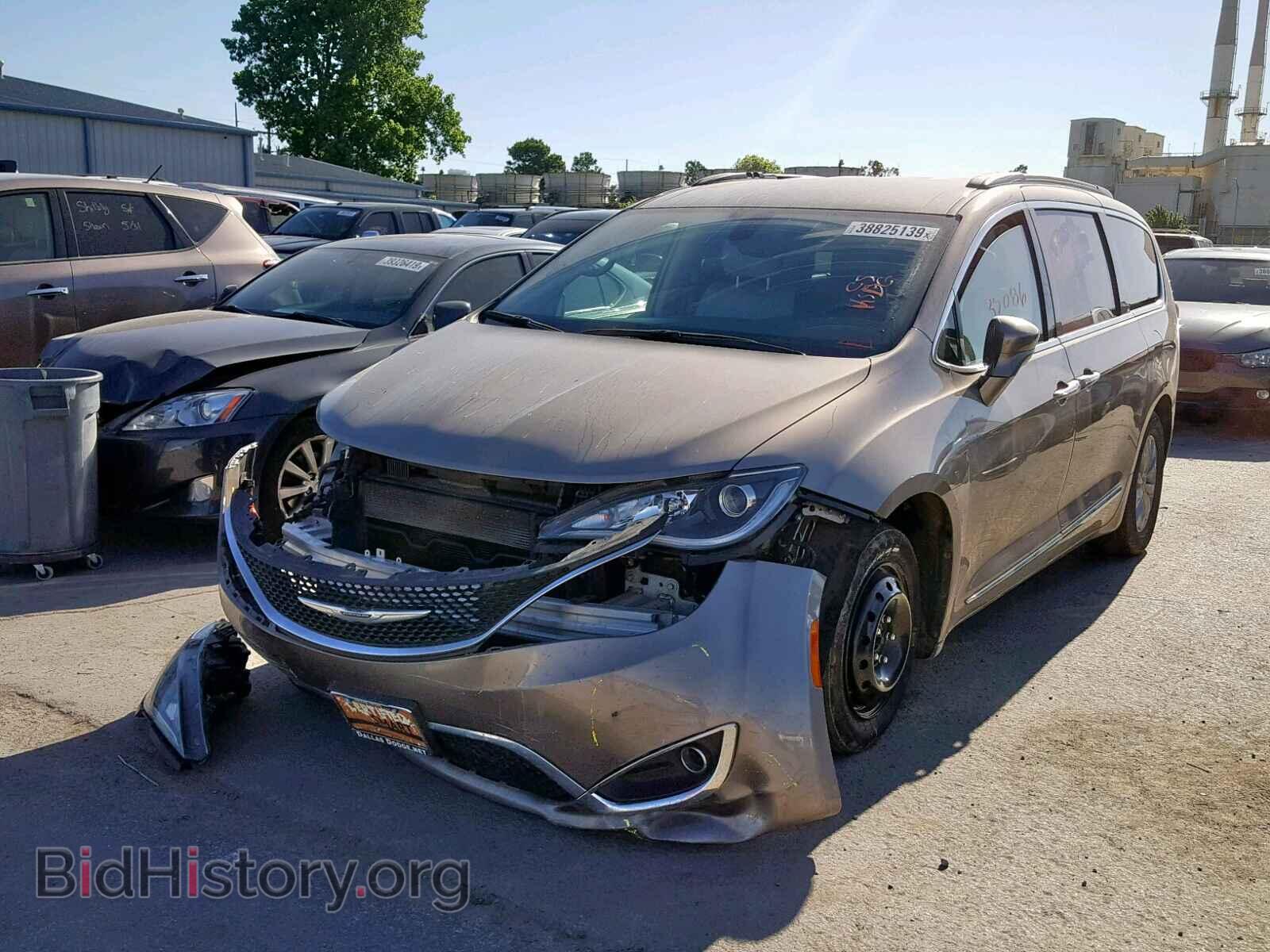 2017 CHRYSLER PACIFICA T - VIN: 2C4RC1BG1HR720603 - Photo 2