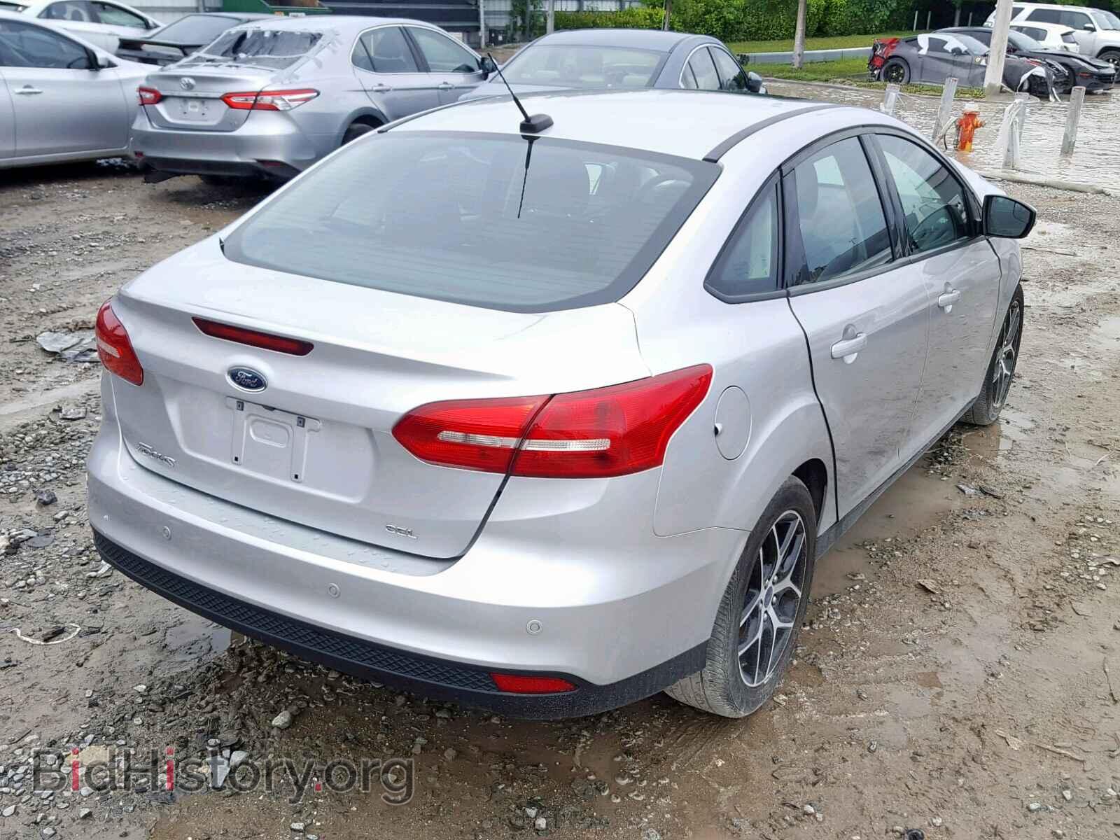 2017 FORD FOCUS - VIN: 1FADP3H22HL249811 - Фото 4