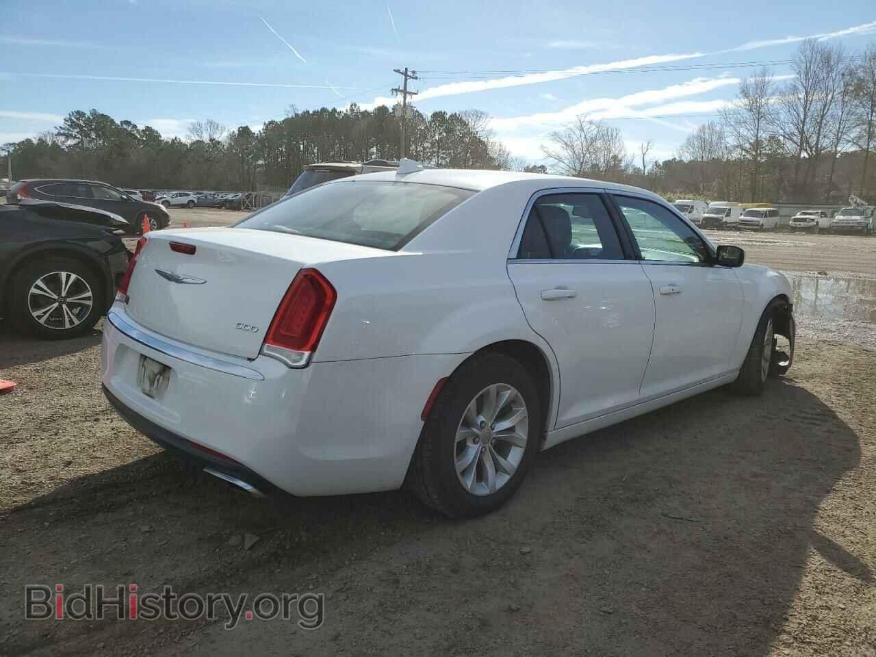 2015 CHRYSLER 300 - VIN: 2C3CCAAG7FH921999 - Фото 3