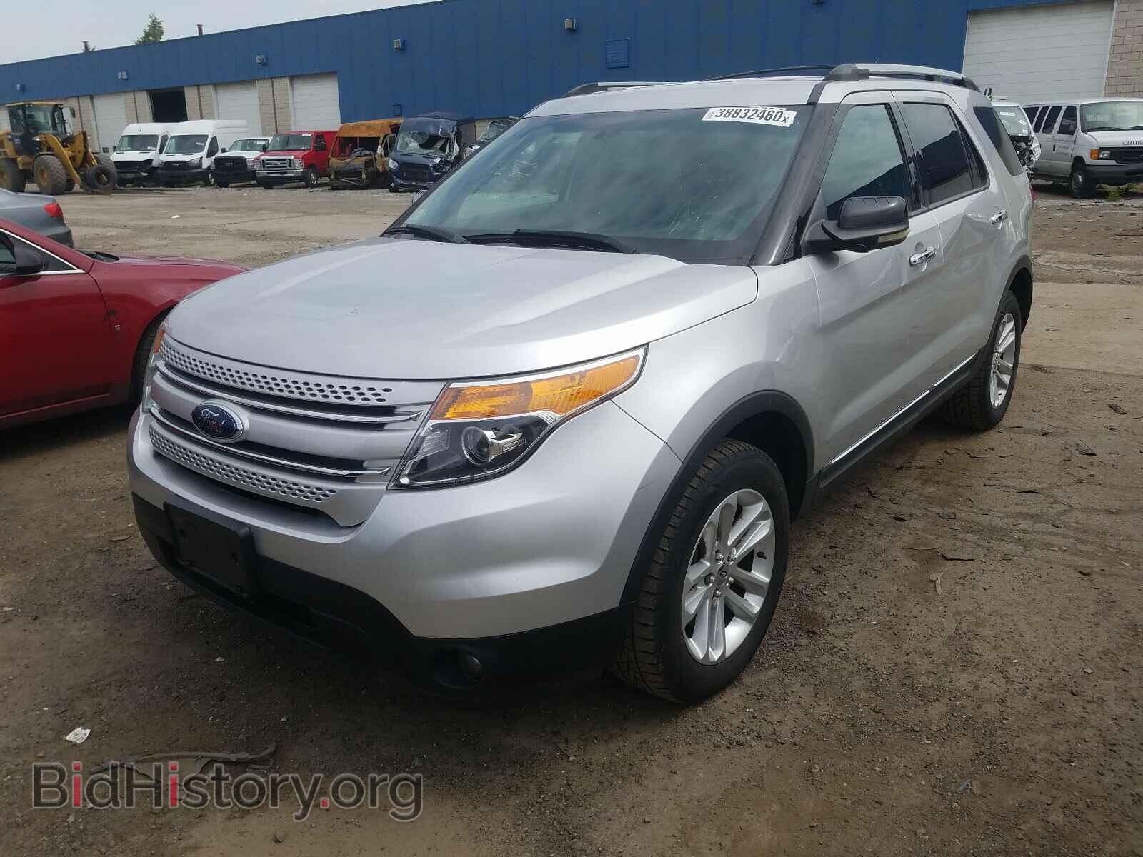 2011 FORD EXPLORER - VIN: 1FMHK8D84BGA08443 - Photo 2