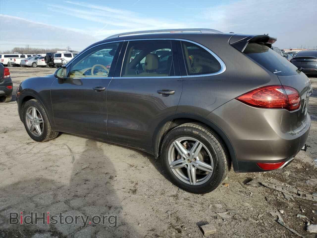 2011 PORSCHE CAYENNE - VIN: WP1AB2A27BLA44202 - Фото 2