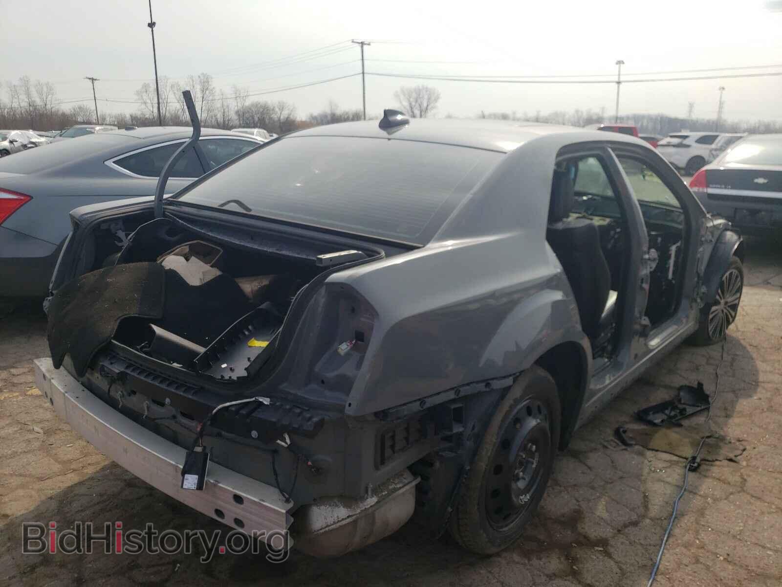 2017 CHRYSLER 300 - VIN: 2C3CCAGG5HH512880 - Фото 4