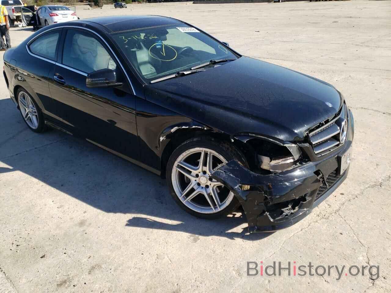 Photo WDDGJ4HB5FG403339 - MERCEDES-BENZ C-CLASS 2015