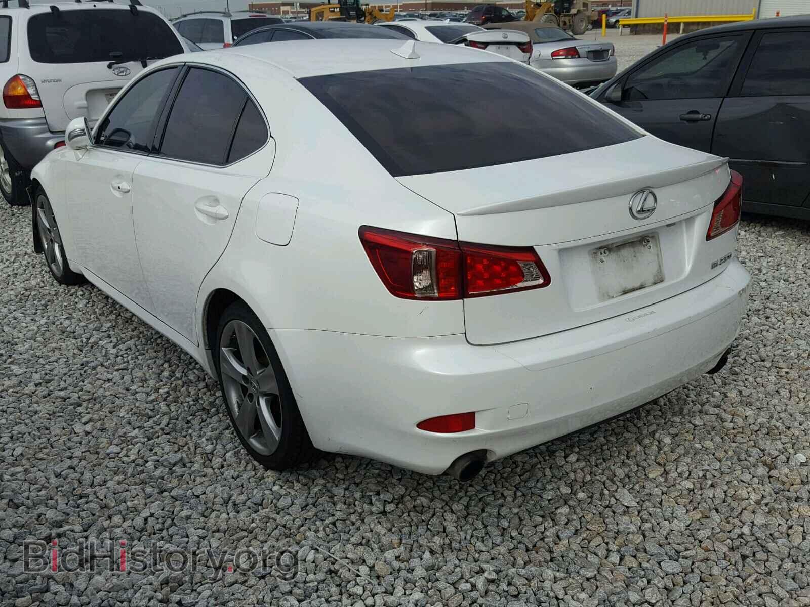 2011 LEXUS IS250 - VIN: JTHBF5C25B5143256 - Фото 3